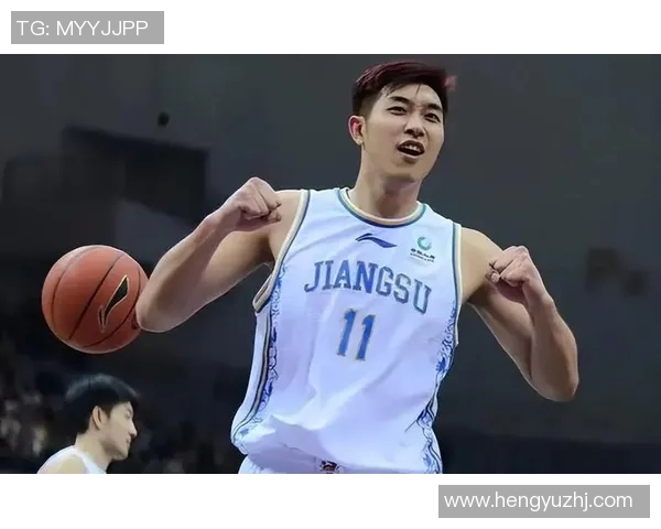 吴冠希：从篮球新星到职业生涯的辉煌蜕变之路